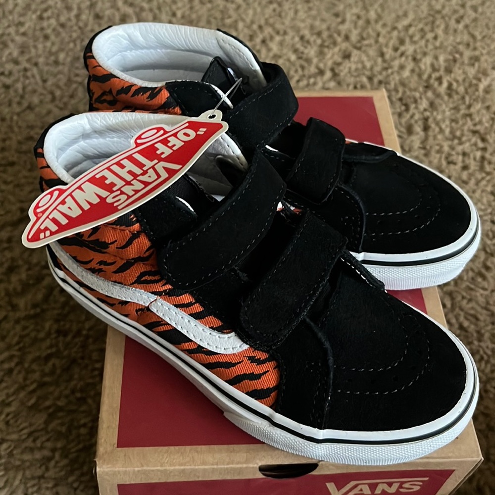 Kids’ SK8 Tiger Print Vans